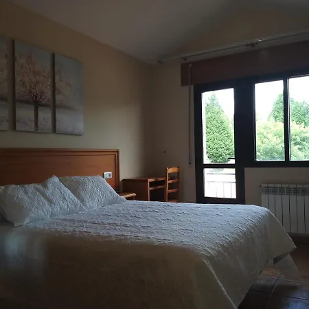 Pensionat Restaurante O'cadaval Frades